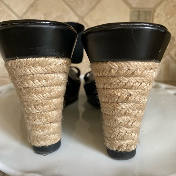 Charles by Charles David Black T-Strap Espadrilles size 10 - Picture 8 of 12